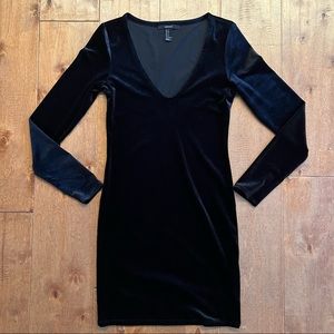 FOREVER 21 black velvet dress